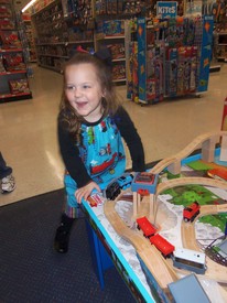 Sat 16 Mar 2013 11:53:31 AM

Gracie loves Thomas the Tank engine. This is a Thomas play event at Toys R Us.